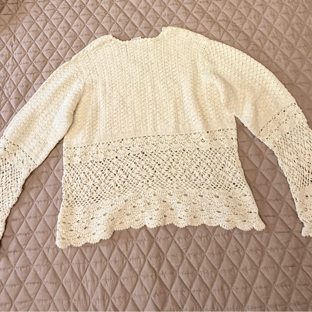 Tiara Ivory Crochet Lace Pullover - Picture 2 of 7